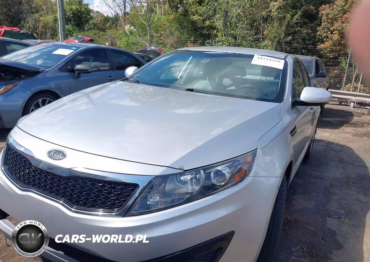 2011 Kia Optima Lx VIN:KNAGM4A72B5102473 - 11