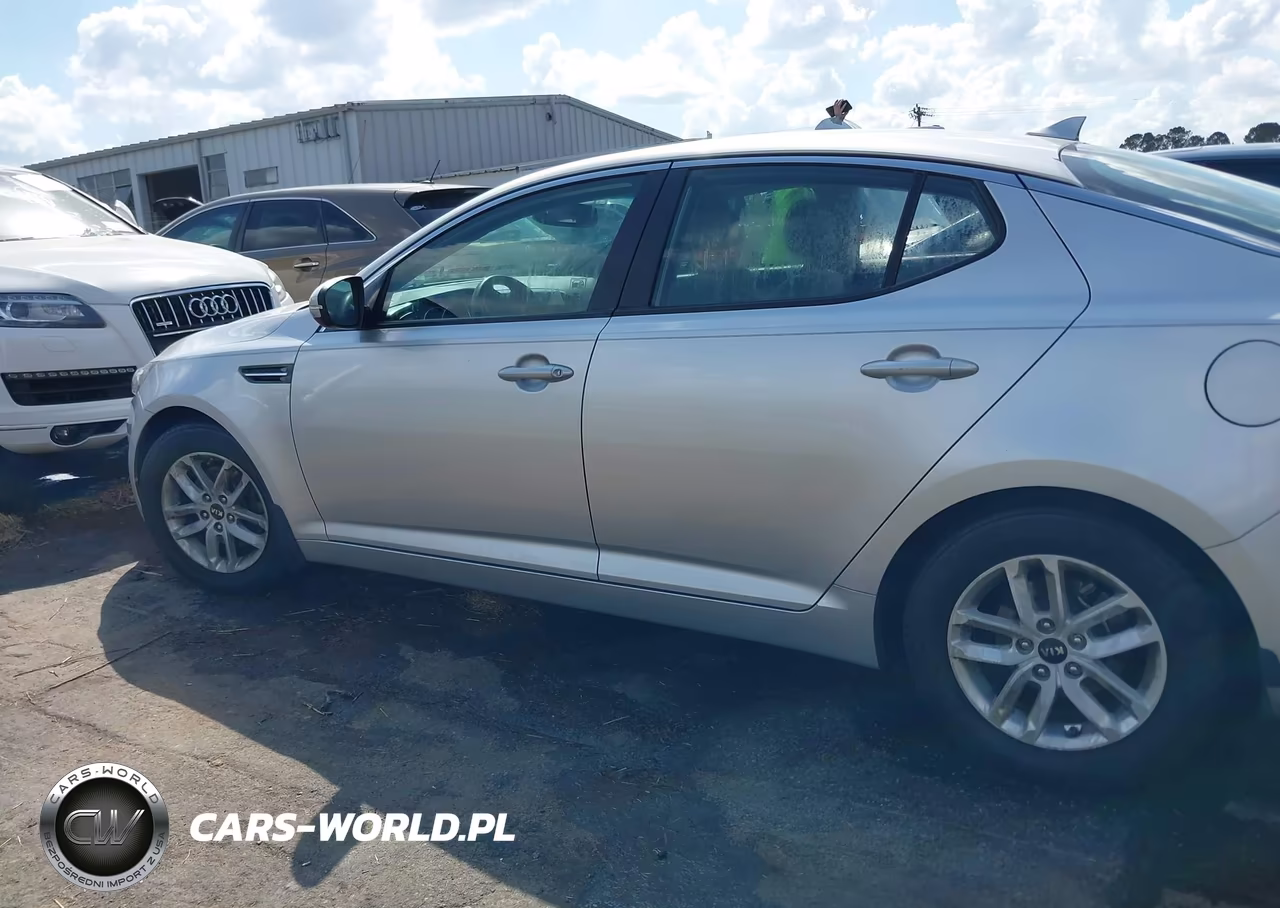 2011 Kia Optima Lx VIN:KNAGM4A72B5102473 - 13