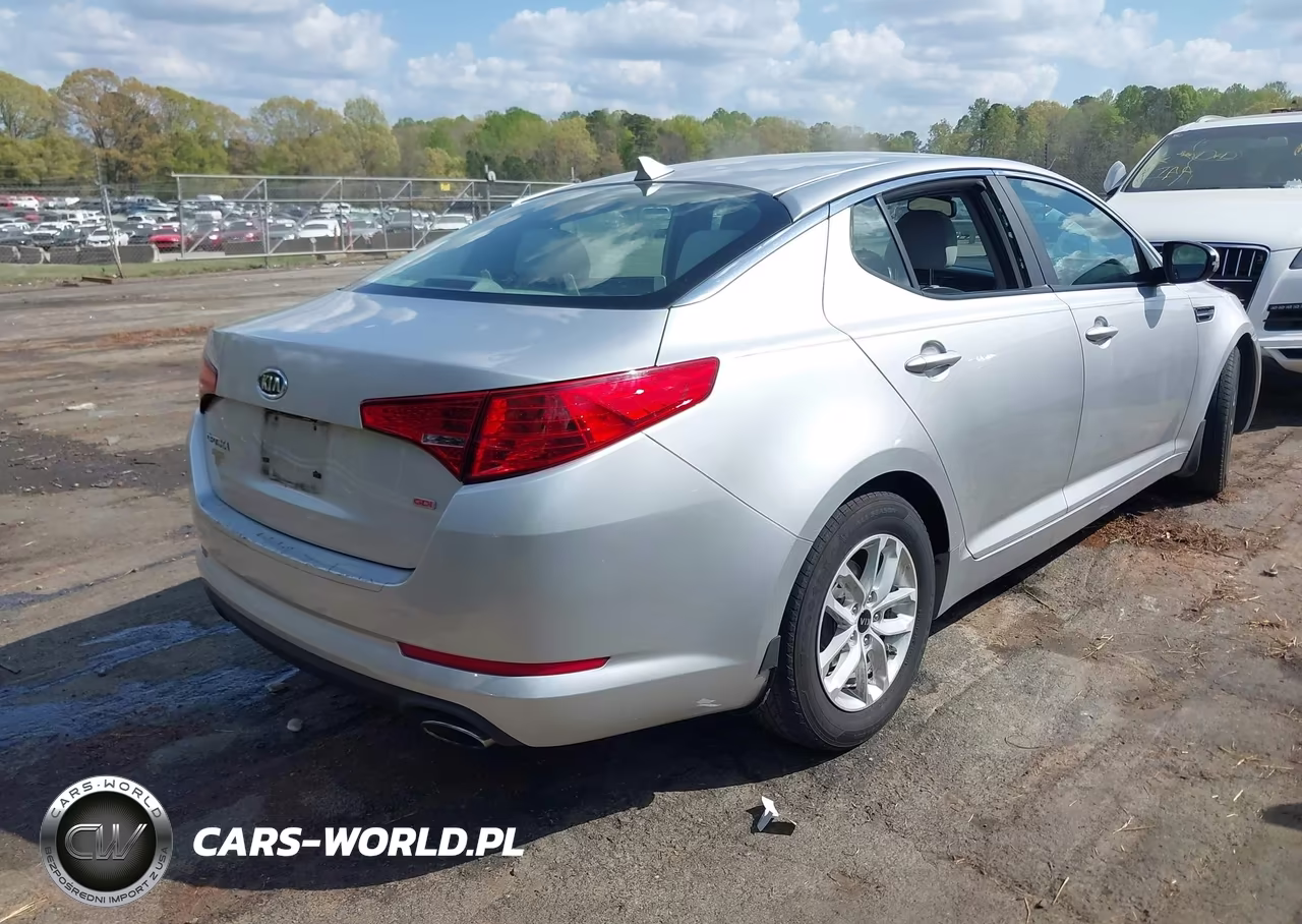 2011 Kia Optima Lx VIN:KNAGM4A72B5102473 - 4