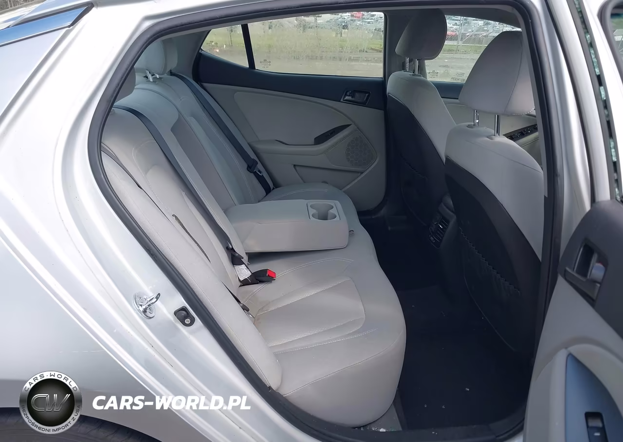 2011 Kia Optima Lx VIN:KNAGM4A72B5102473 - 8