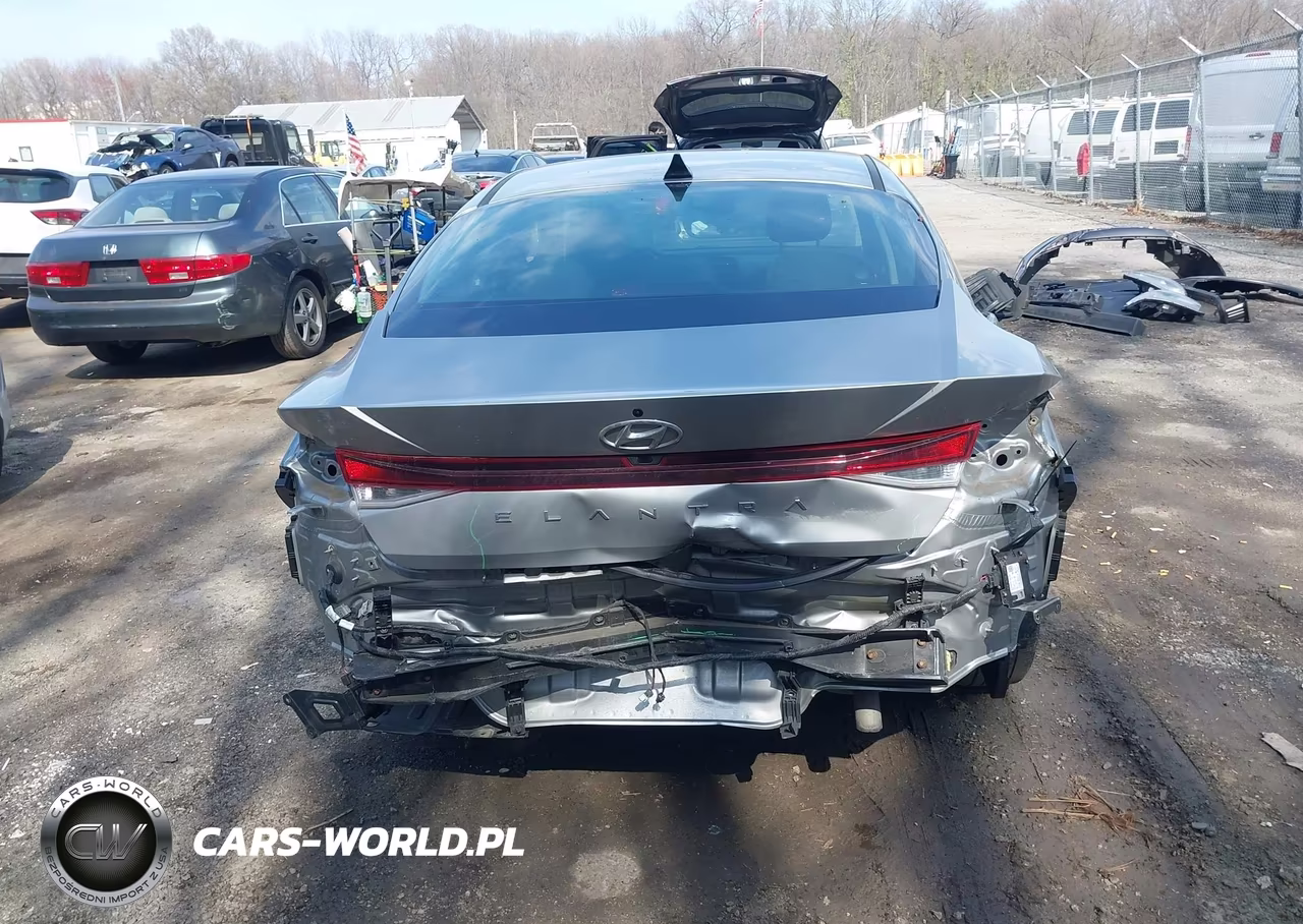 2021 Hyundai Elantra Sel VIN:5NPLS4AG2MH023718 - 16