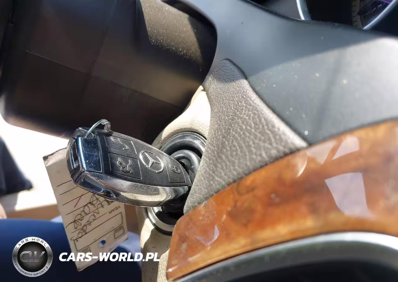 2013 Mercedes-Benz C 250 Sport VIN:WDDGF4HB6DA799962 - 11