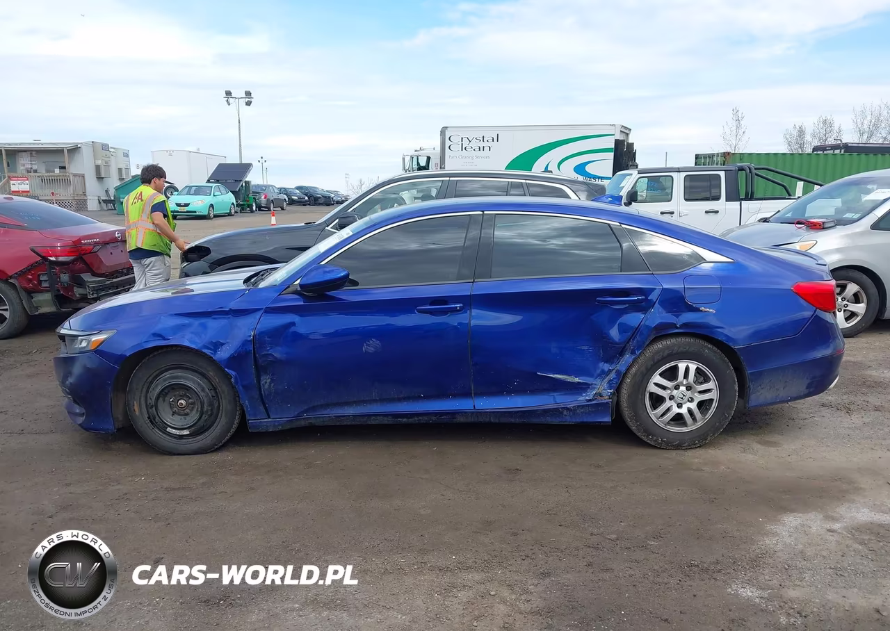 2018 Honda Accord Sport VIN:1HGCV1F39JA180100 - 14