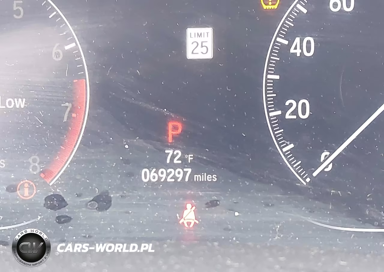 2018 Honda Accord Sport VIN:1HGCV1F39JA180100 - 15
