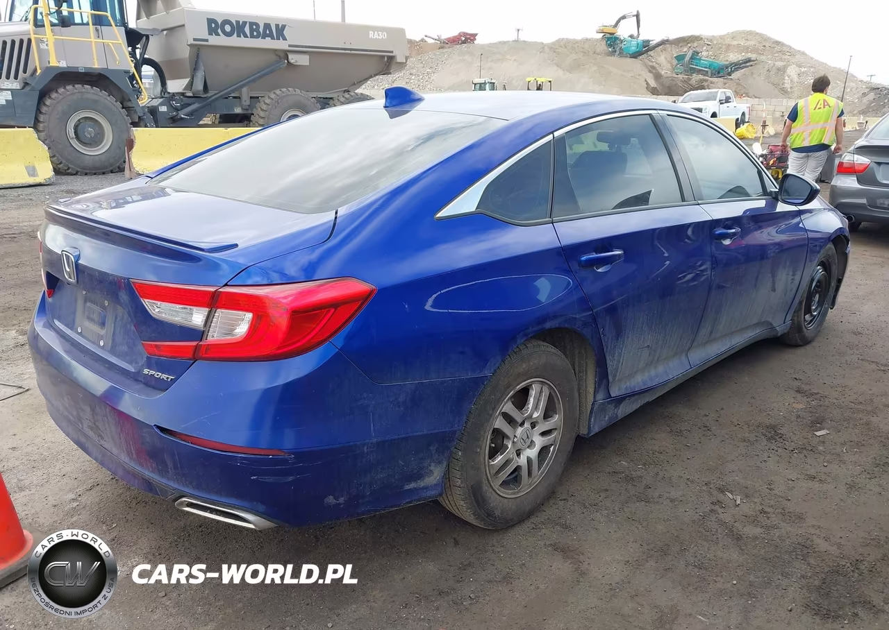 2018 Honda Accord Sport VIN:1HGCV1F39JA180100 - 4