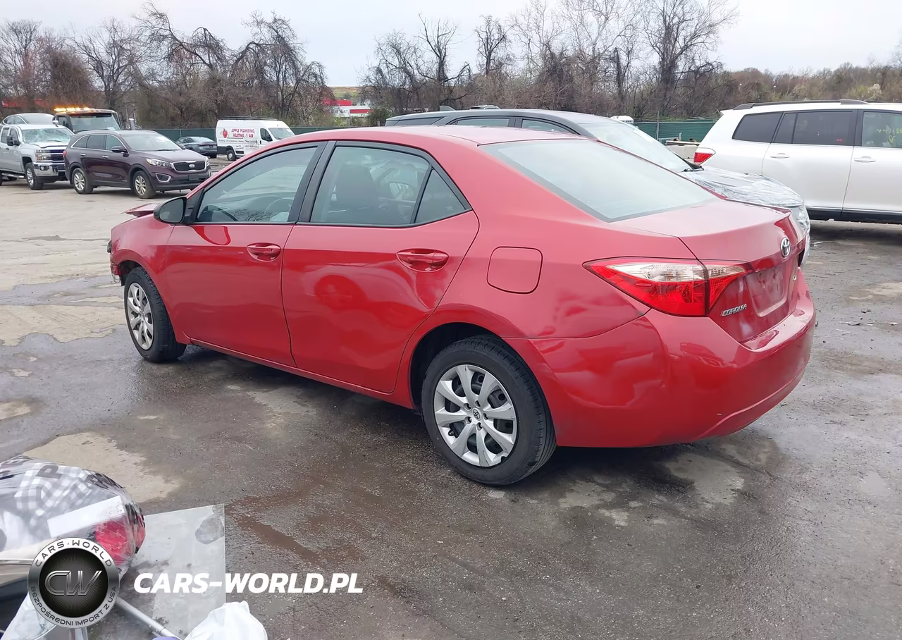 2017 Toyota Corolla Le VIN:5YFBURHE4HP686188 - 3