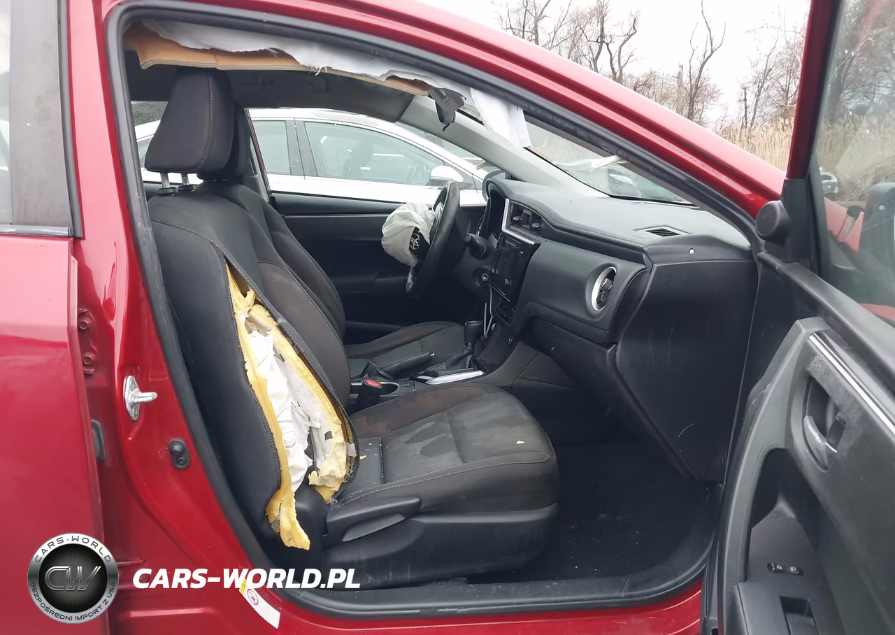 2017 Toyota Corolla Le VIN:5YFBURHE4HP686188 - 5