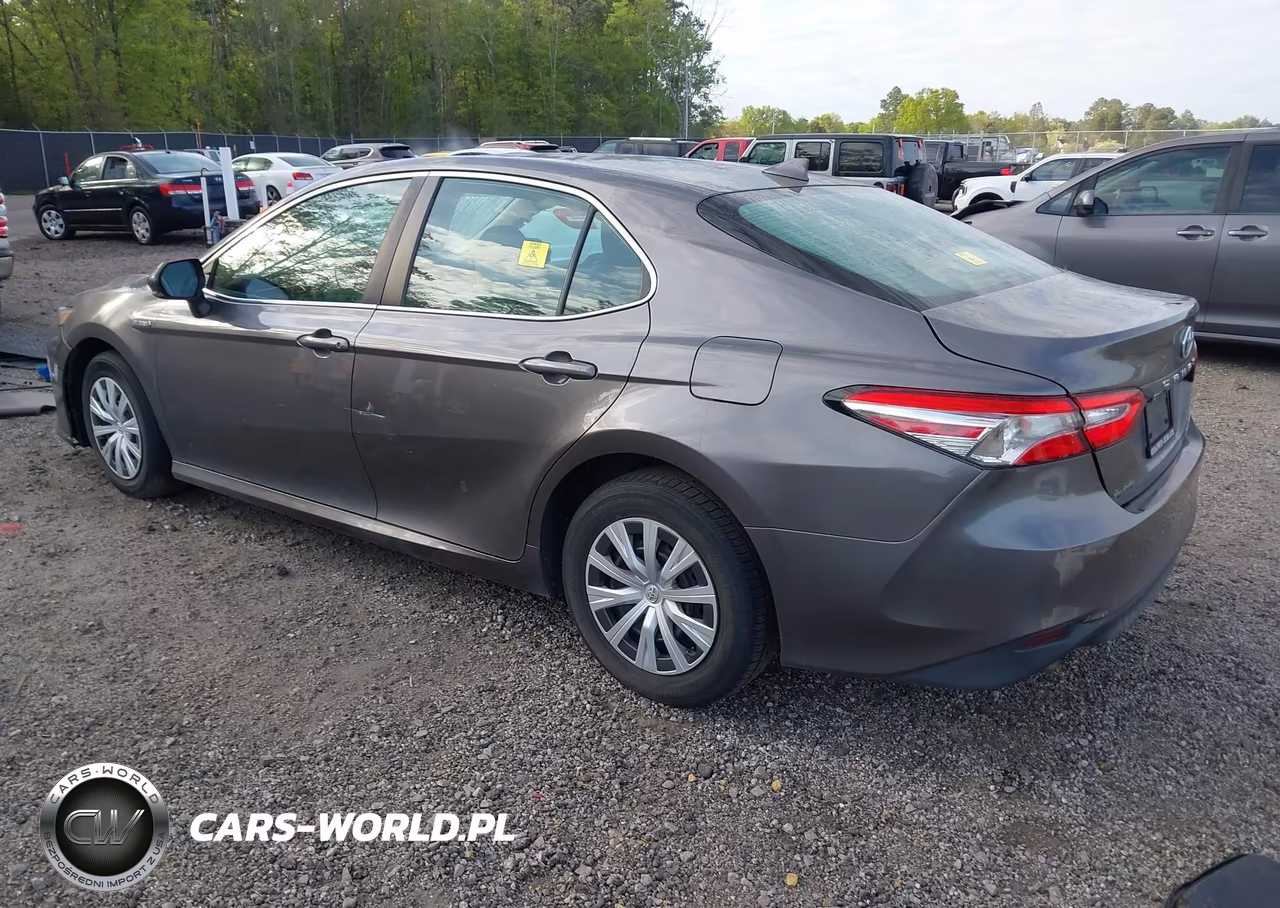 2020 Toyota Camry Le Hybrid VIN:4T1L31AK7LU523695 - 3