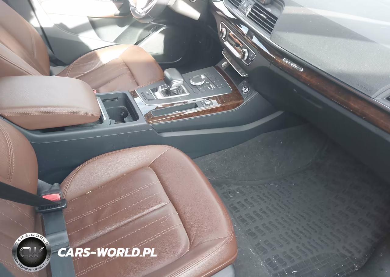 2019 Audi Q5 45 Premium VIN:WA1ANAFY3K2064673 - 5