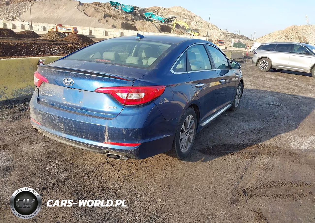 2017 Hyundai Sonata Sport VIN:5NPE34AF7HH546168 - 4