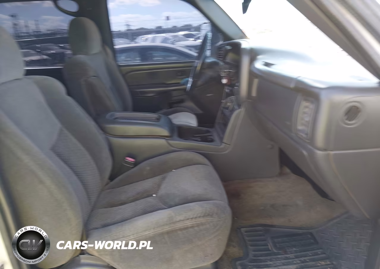2004 Chevrolet Silverado 2500Hd Ls VIN:1GCHK23104F128206 - 5