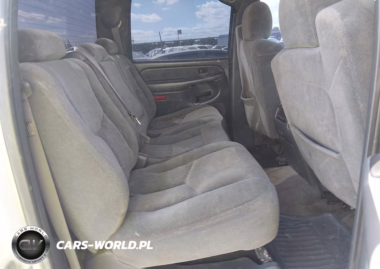 2004 Chevrolet Silverado 2500Hd Ls VIN:1GCHK23104F128206 - 8