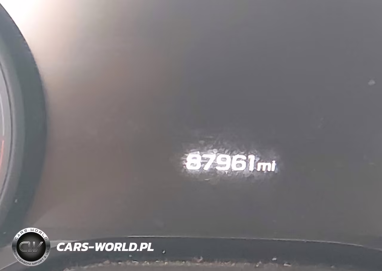 2018 Chevrolet Camaro 2Ss VIN:NCS108715 - 15