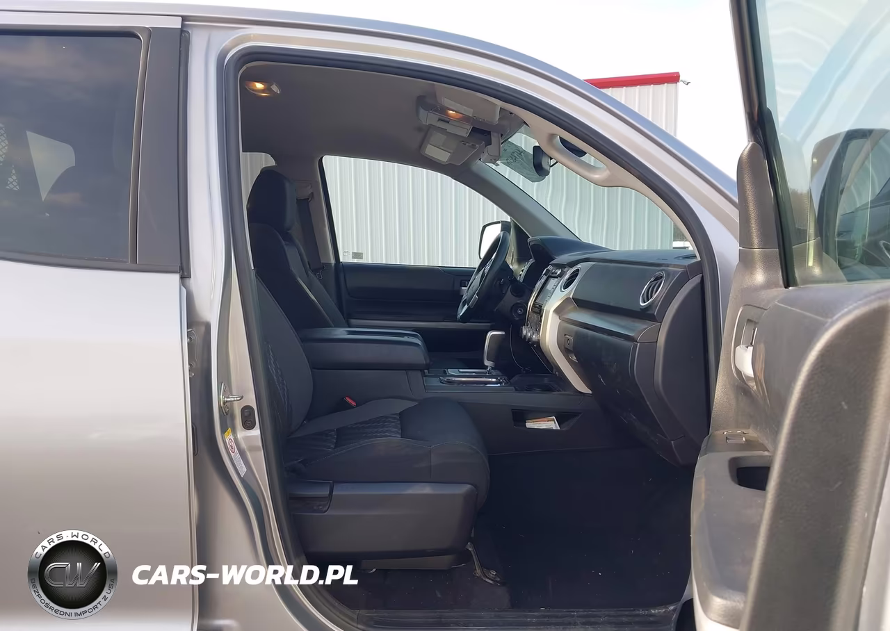 2018 Toyota Tundra Sr5 5.7L V8 VIN:5TFUW5F12JX752532 - 5