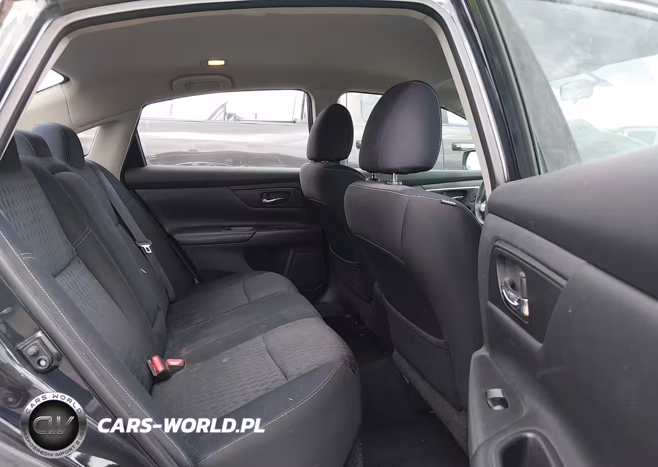 2017 Nissan Altima 2.5 S VIN:1N4AL3APXHN358901 - 8