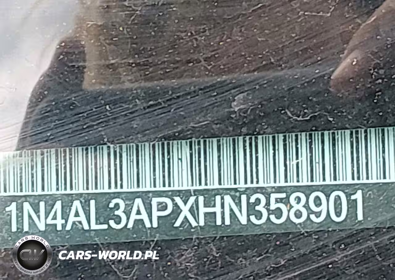 2017 Nissan Altima 2.5 S VIN:1N4AL3APXHN358901 - 9