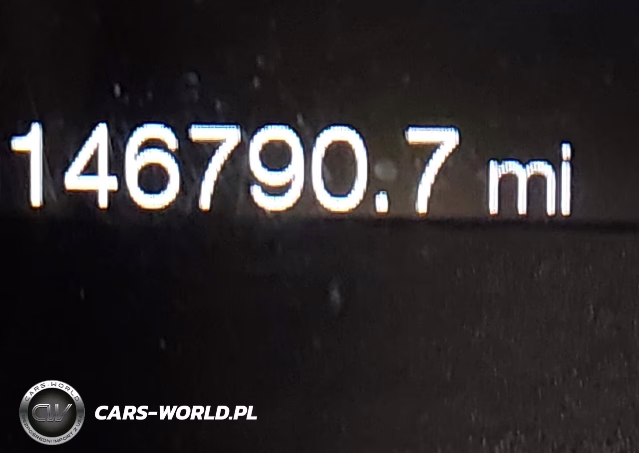 2013 Ford Mustang V6 Premium VIN:1ZVBP8EM0D5237124 - 16
