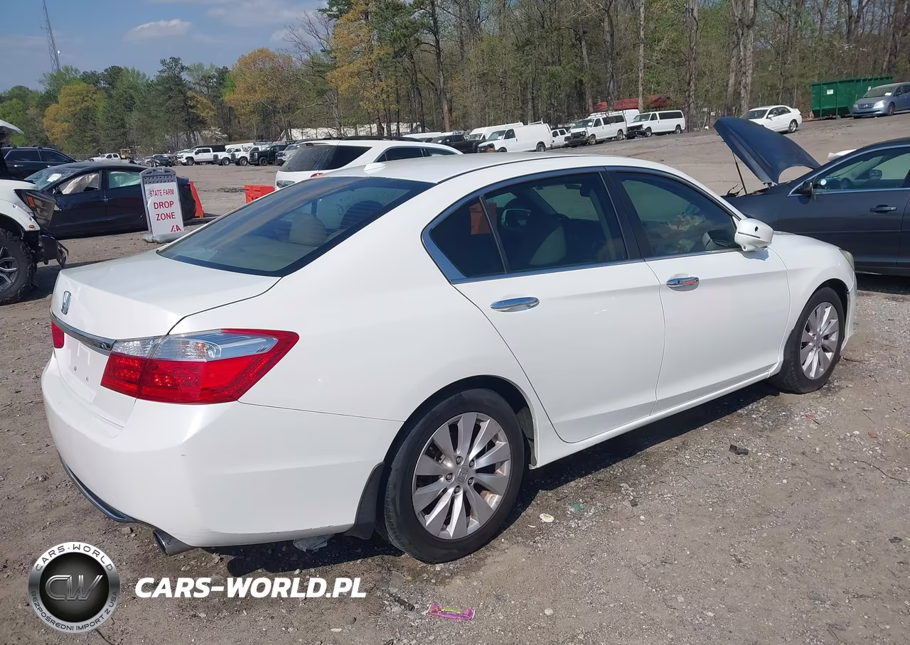 2015 Honda Accord Ex-L VIN:1HGCR2F82FA061415 - 4