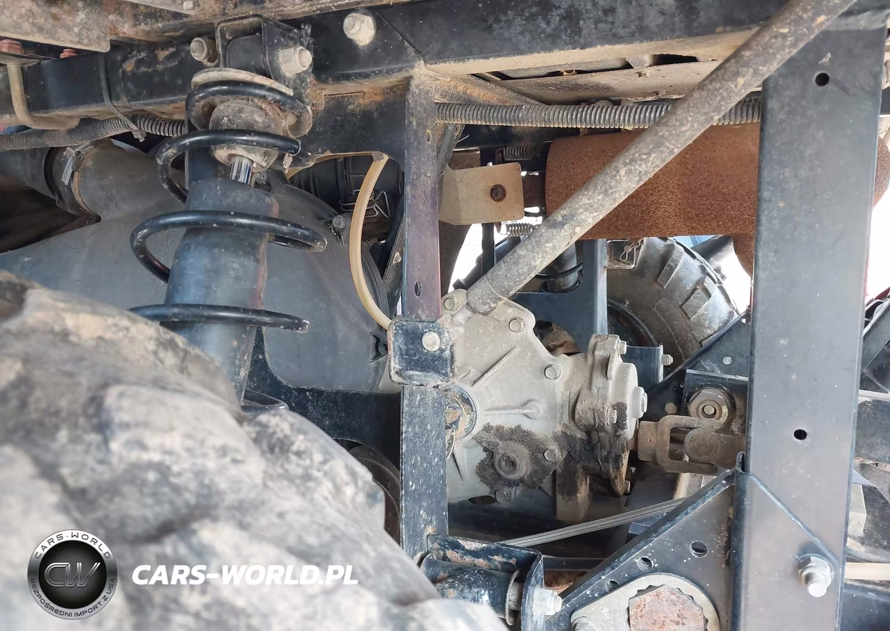 2004 Polaris Ranger 6X6 VIN:4XARF50A74D167036 - 9