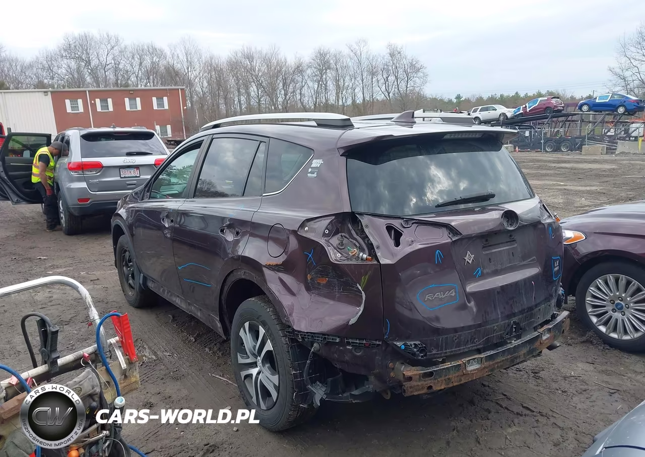 2017 Toyota Rav4 Le VIN:2T3BFREV3HW687529 - 3