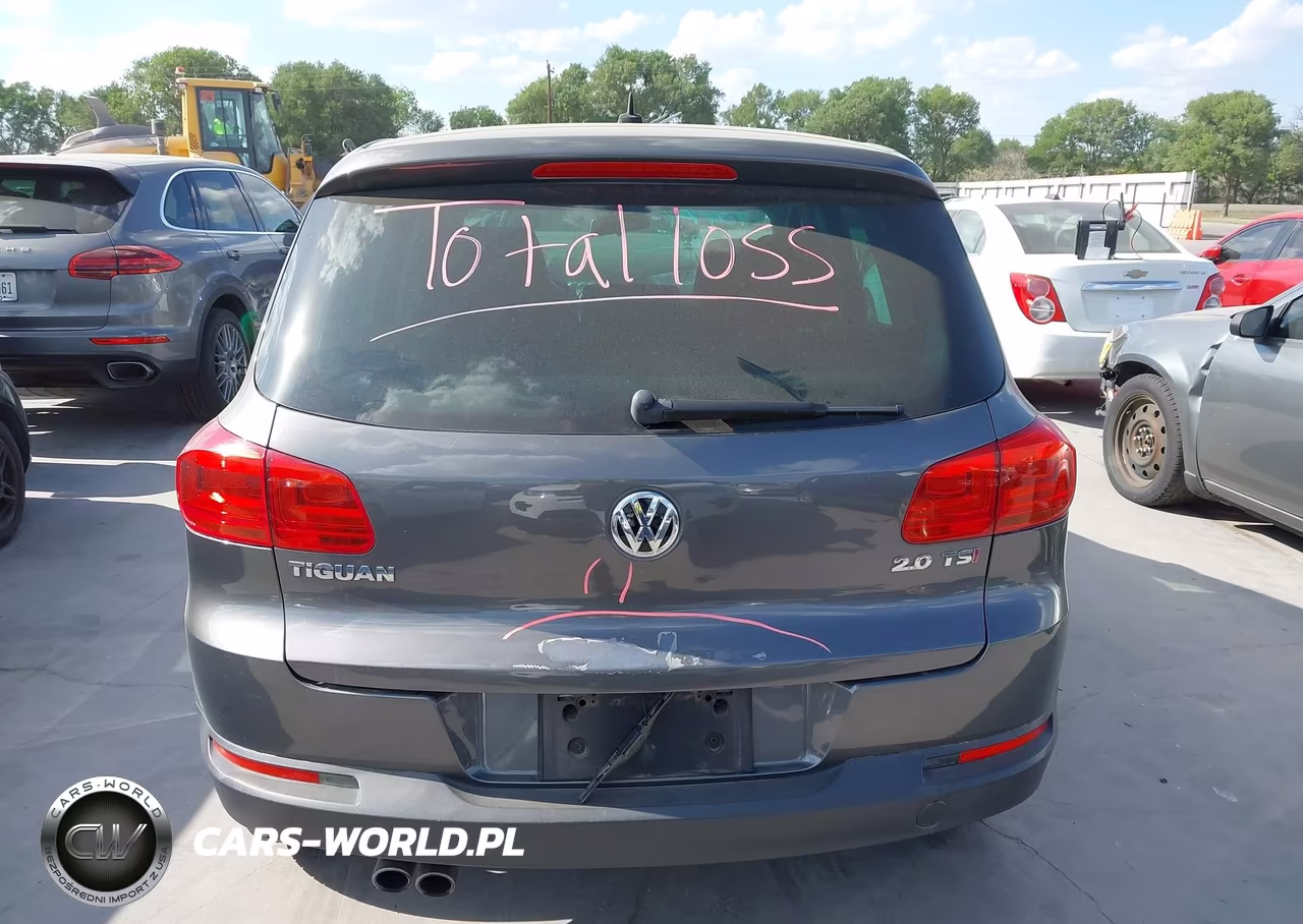 2012 Volkswagen Tiguan S VIN:WVGAV7AX0CW004105 - 16