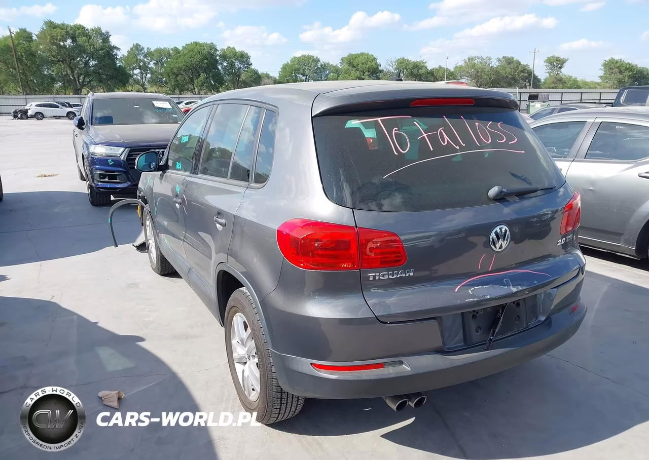 2012 Volkswagen Tiguan S VIN:WVGAV7AX0CW004105 - 3