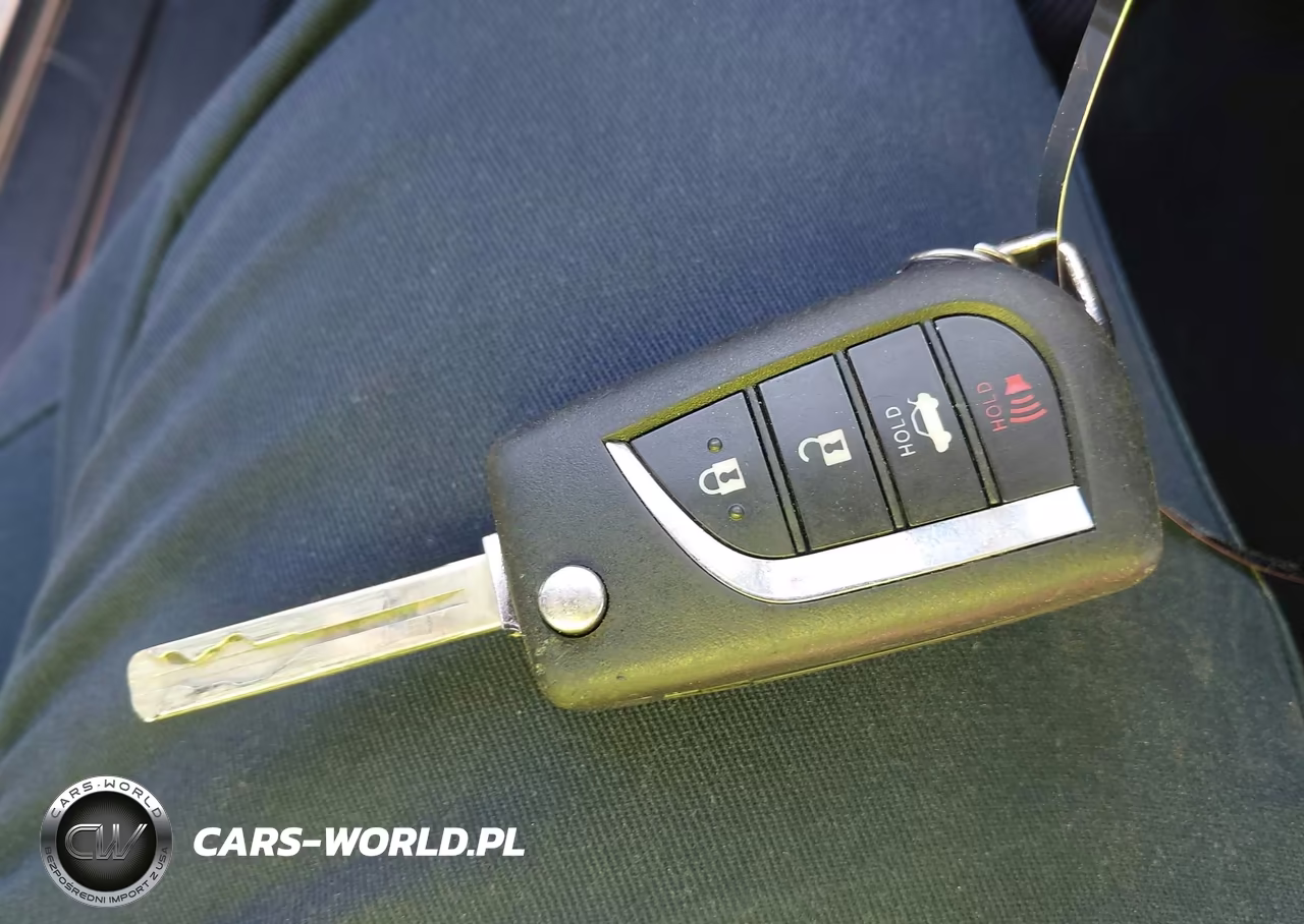 2018 Toyota Camry Se VIN:4T1B11HK5JU081018 - 11