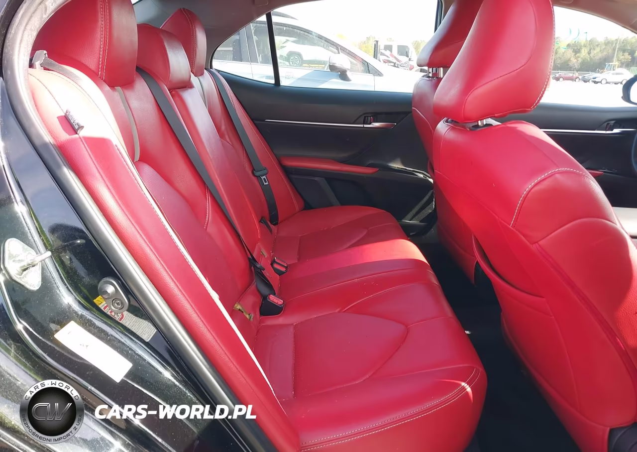 2018 Toyota Camry Se VIN:4T1B11HK5JU081018 - 8