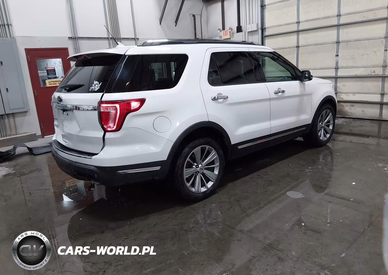 2018 Ford Explorer Limited VIN:1FM5K7F82JGA46911 - 4