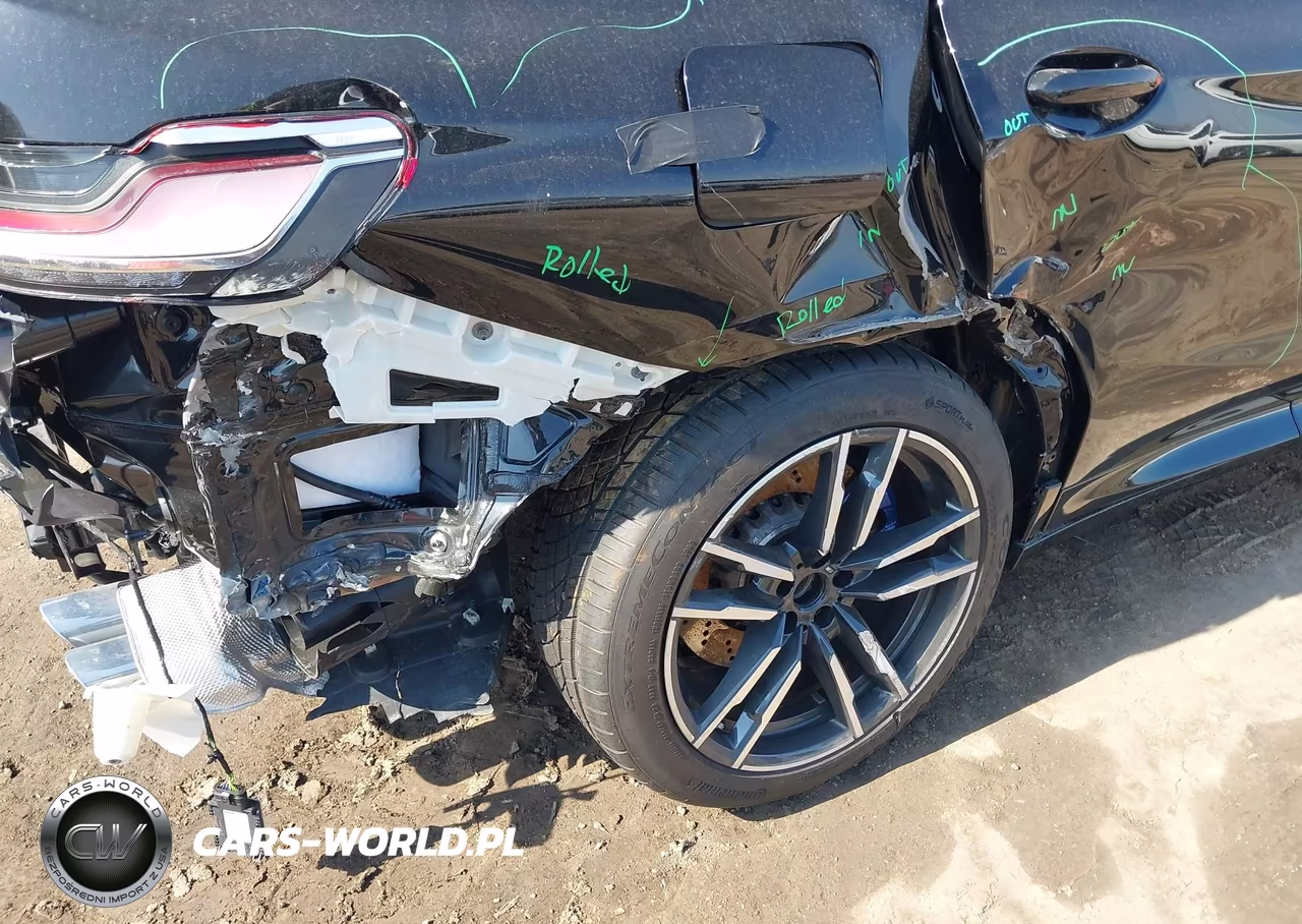2025 BMW X4 M VIN:5YM23EC00S9Z10004 - 18