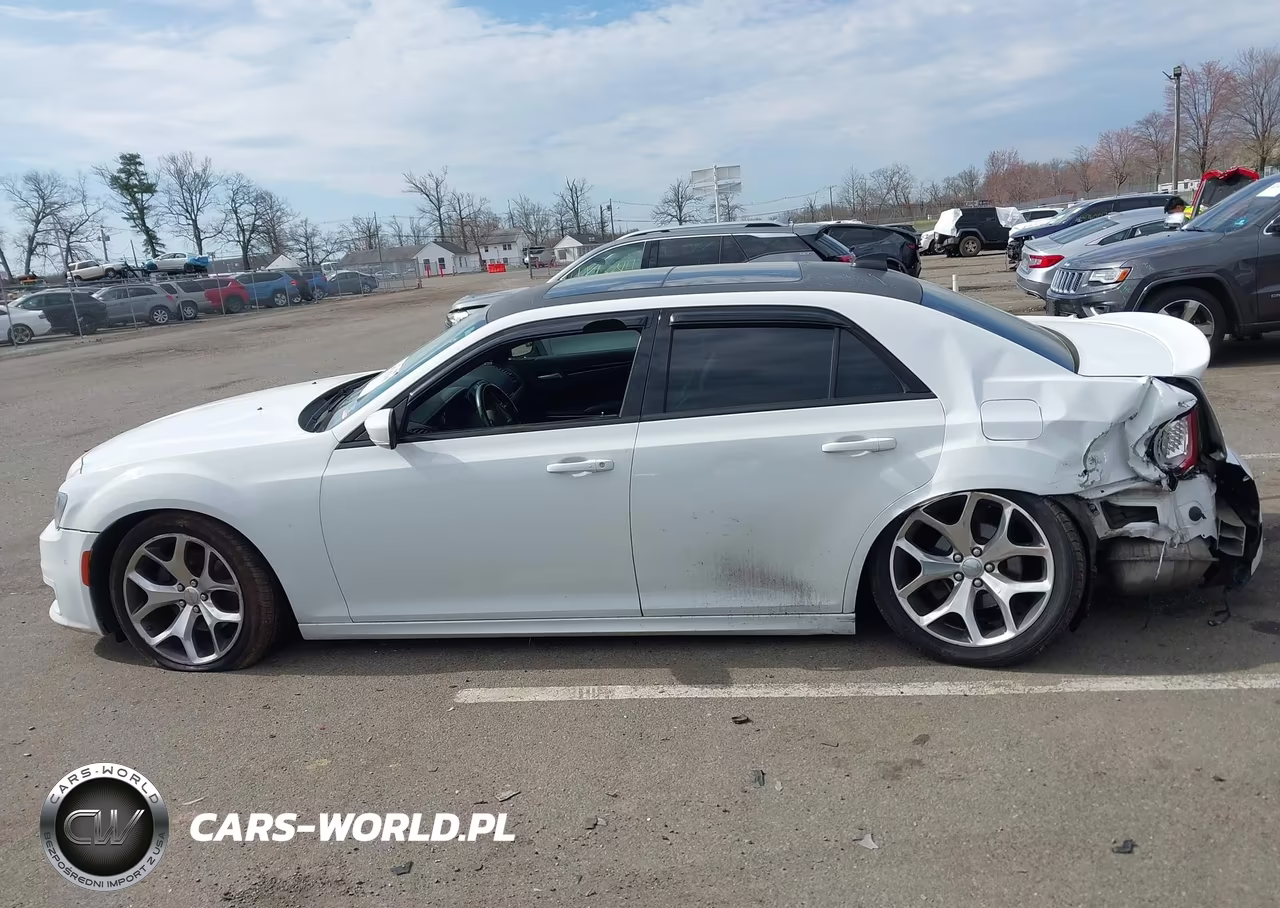 2018 Chrysler 300 300S Awd VIN:2C3CCAGG4JH223138 - 14