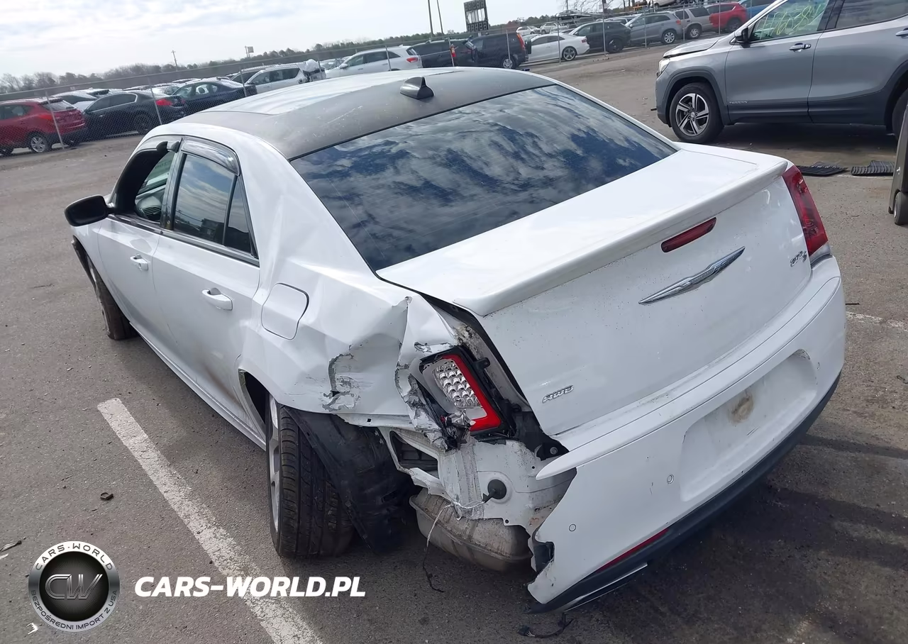 2018 Chrysler 300 300S Awd VIN:2C3CCAGG4JH223138 - 3
