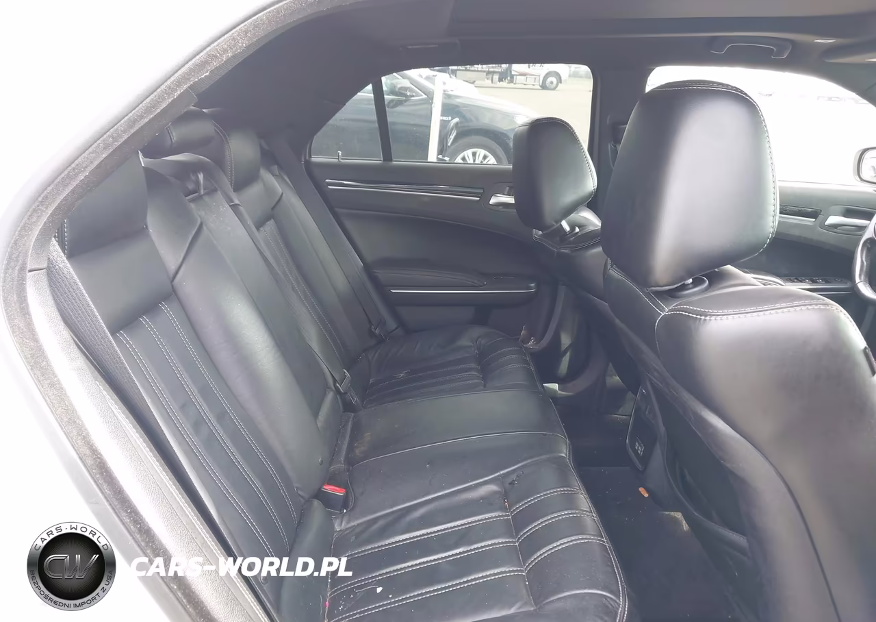 2018 Chrysler 300 300S Awd VIN:2C3CCAGG4JH223138 - 8
