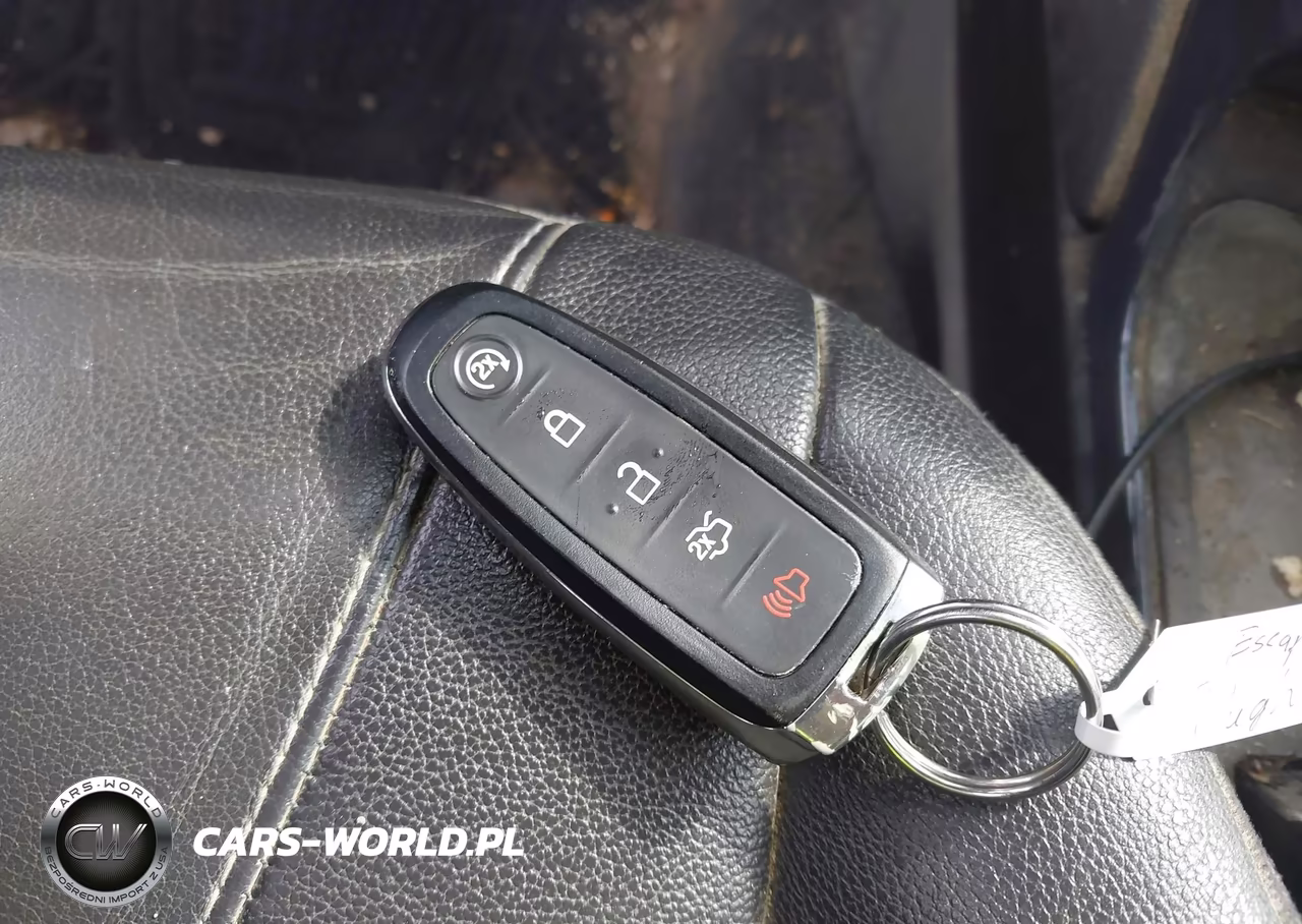 2013 Ford Escape Titanium VIN:1FMCU9J95DUB53812 - 11