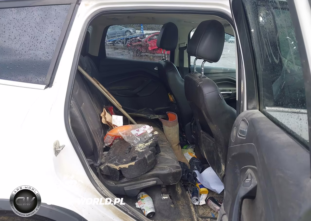 2013 Ford Escape Titanium VIN:1FMCU9J95DUB53812 - 8