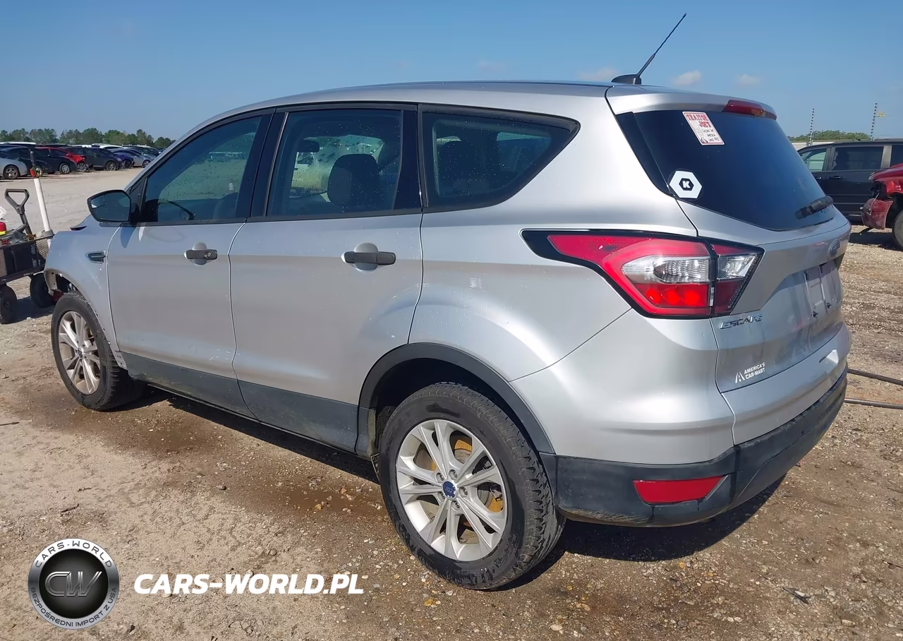 2017 Ford Escape S VIN:1FMCU0F73HUC31738 - 3