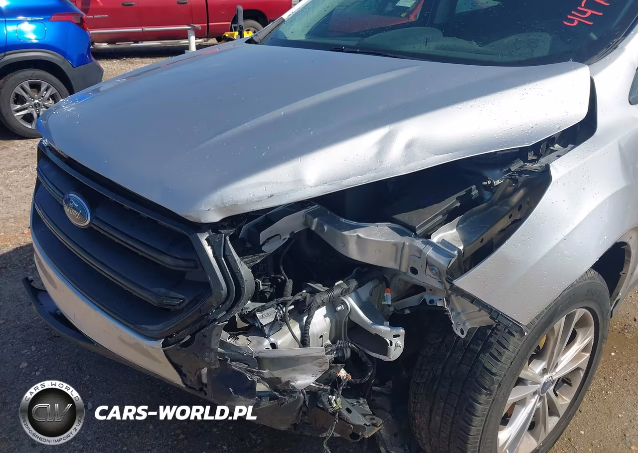 2017 Ford Escape S VIN:1FMCU0F73HUC31738 - 6