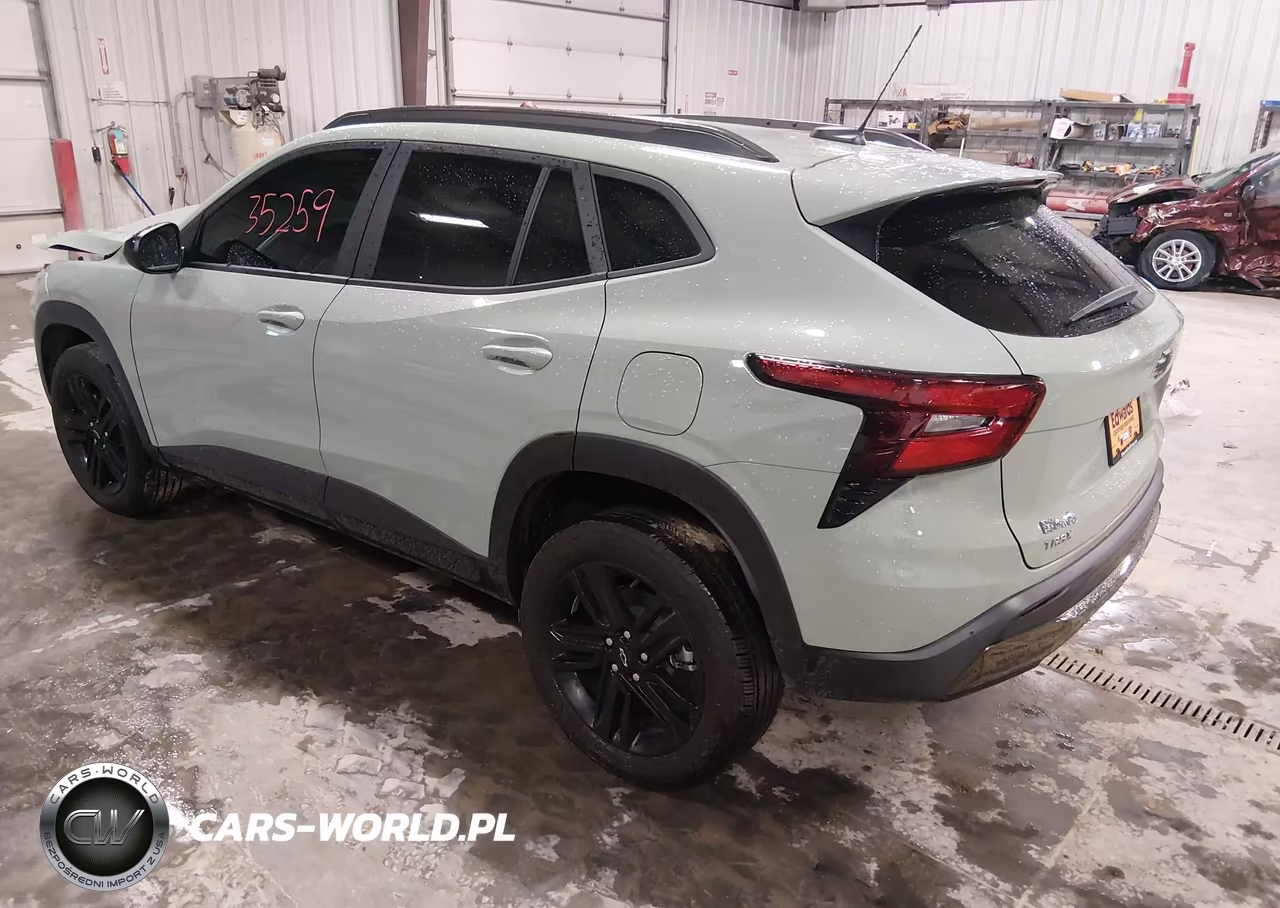 2025 Chevrolet Trax Fwd Activ VIN:KL77LKEP5SC008018 - 3
