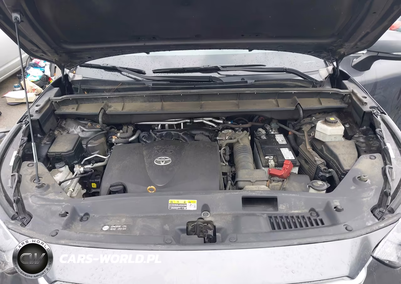 2021 Toyota Highlander Le VIN:5TDBZRBH5MS554160 - 10