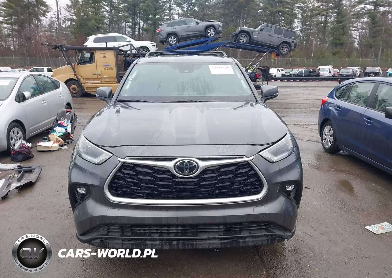 2021 Toyota Highlander Le VIN:5TDBZRBH5MS554160 - 13