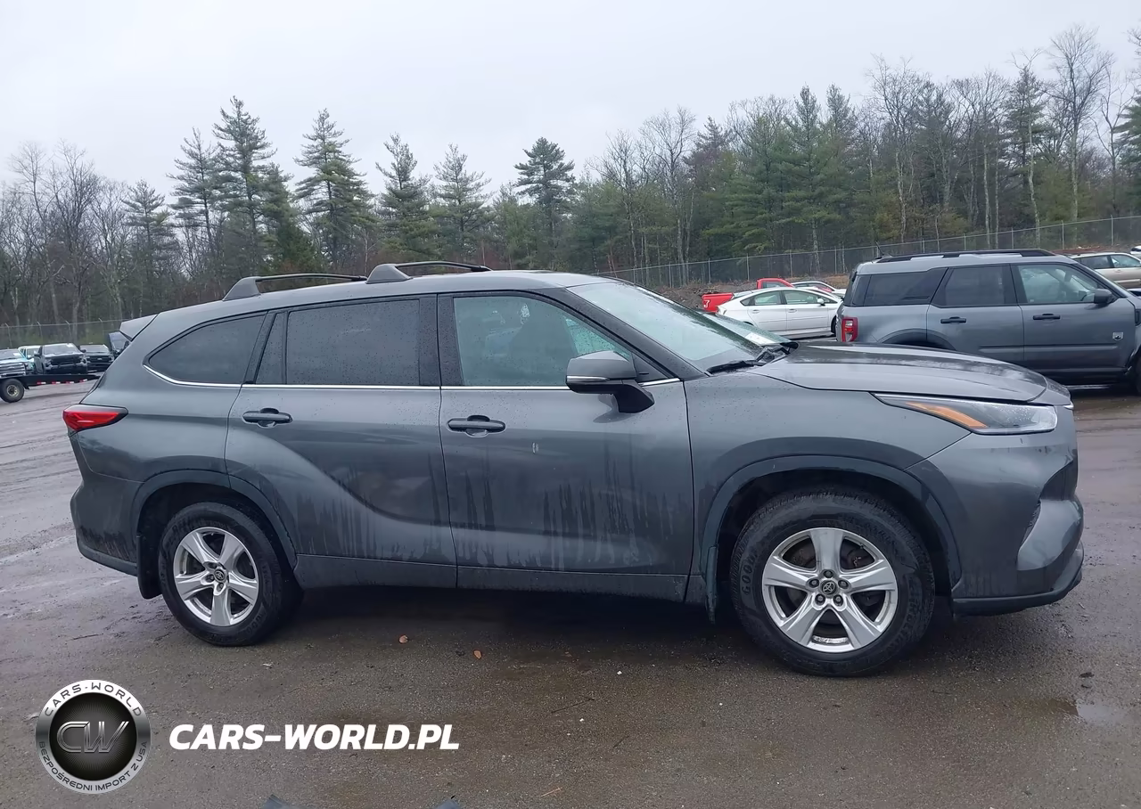 2021 Toyota Highlander Le VIN:5TDBZRBH5MS554160 - 14