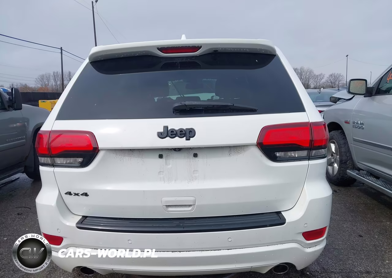 2015 Jeep Grand Cherokee Altitude VIN:1C4RJFAG6FC228823 - 16