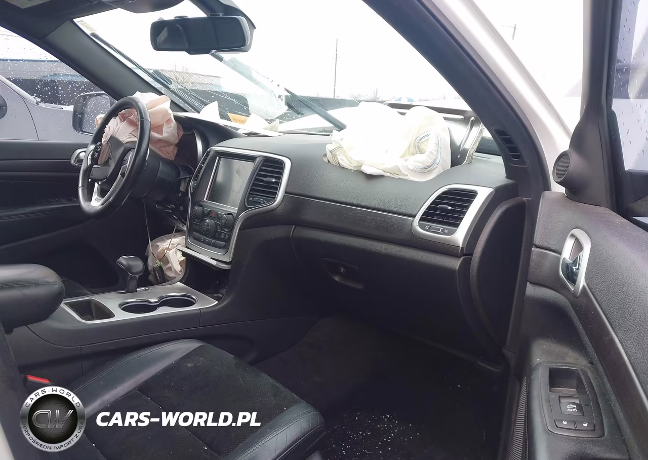 2015 Jeep Grand Cherokee Altitude VIN:1C4RJFAG6FC228823 - 5