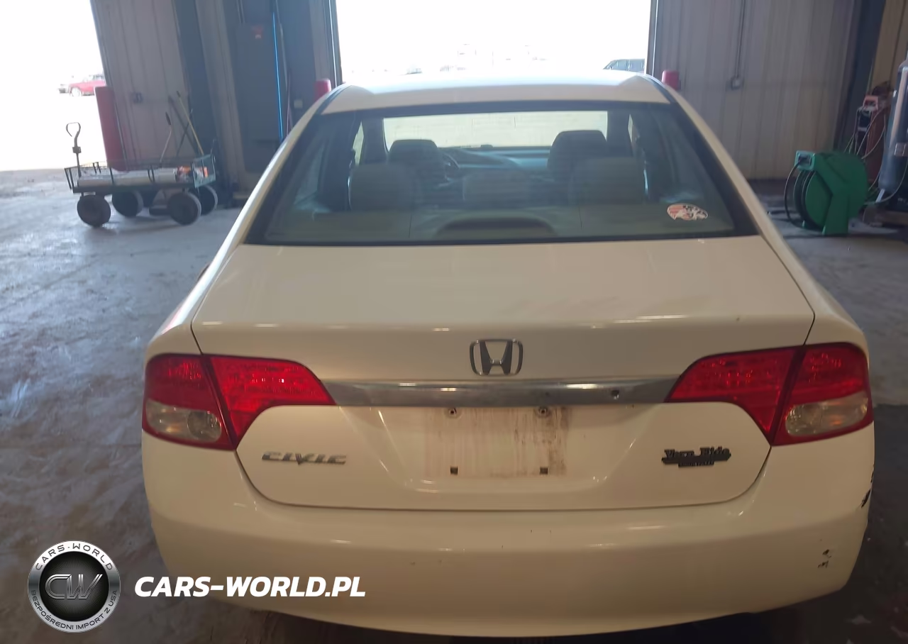 2011 Honda Civic Lx VIN:2HGFA1F58BH516946 - 16