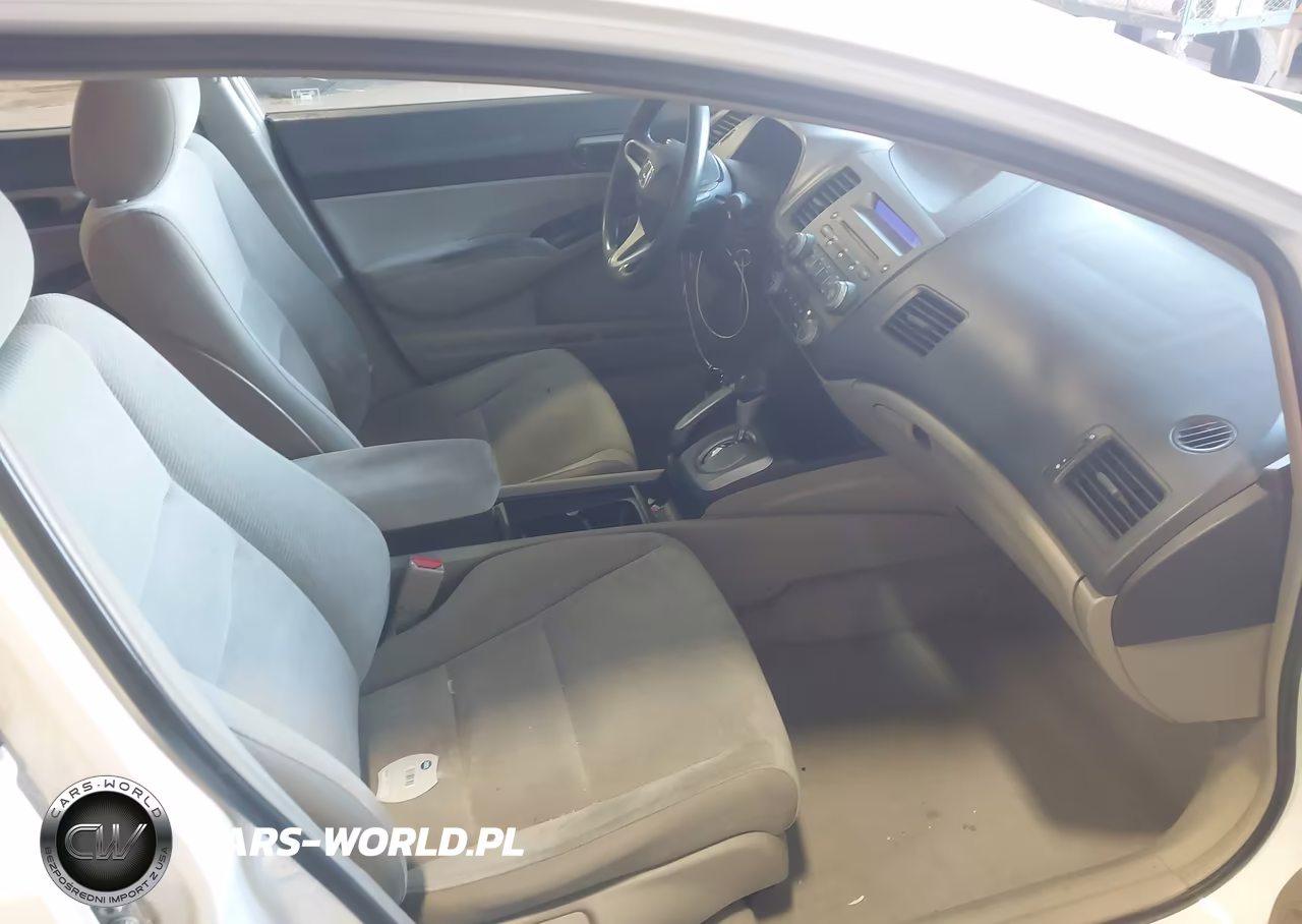 2011 Honda Civic Lx VIN:2HGFA1F58BH516946 - 5