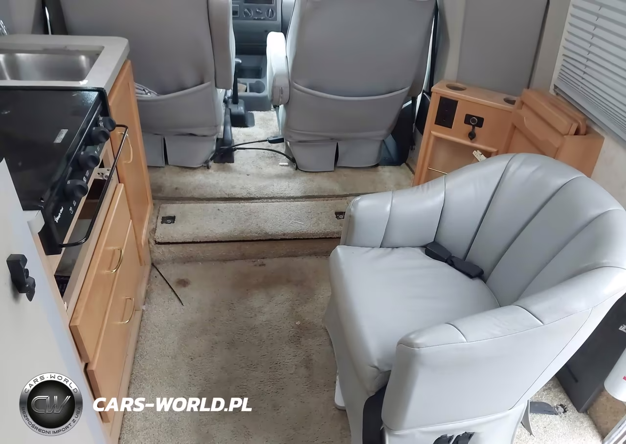 2004 Winnebago Eurovan VIN:WV3AB47043H110726 - 7