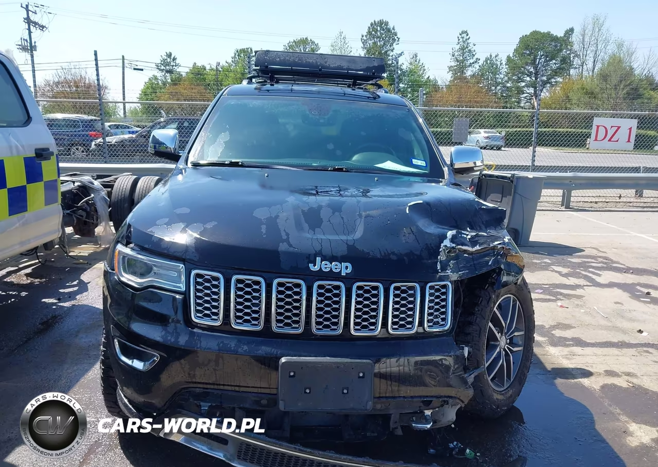 2017 Jeep Grand Cherokee Overland 4X4 VIN:1C4RJFCT0HC635694 - 12