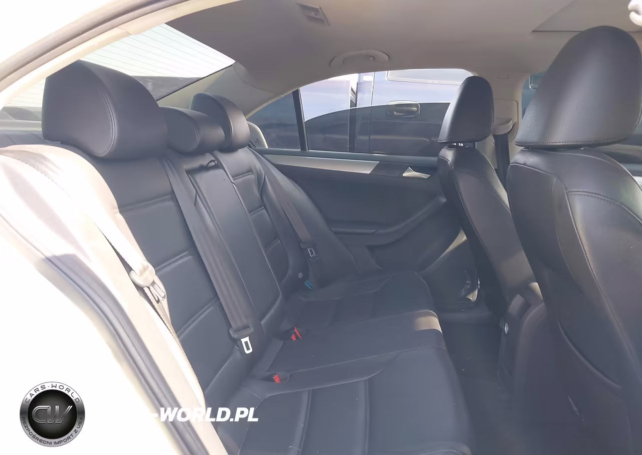 2017 Volkswagen Jetta 1.4T Se VIN:3VWDB7AJ3HM359781 - 8