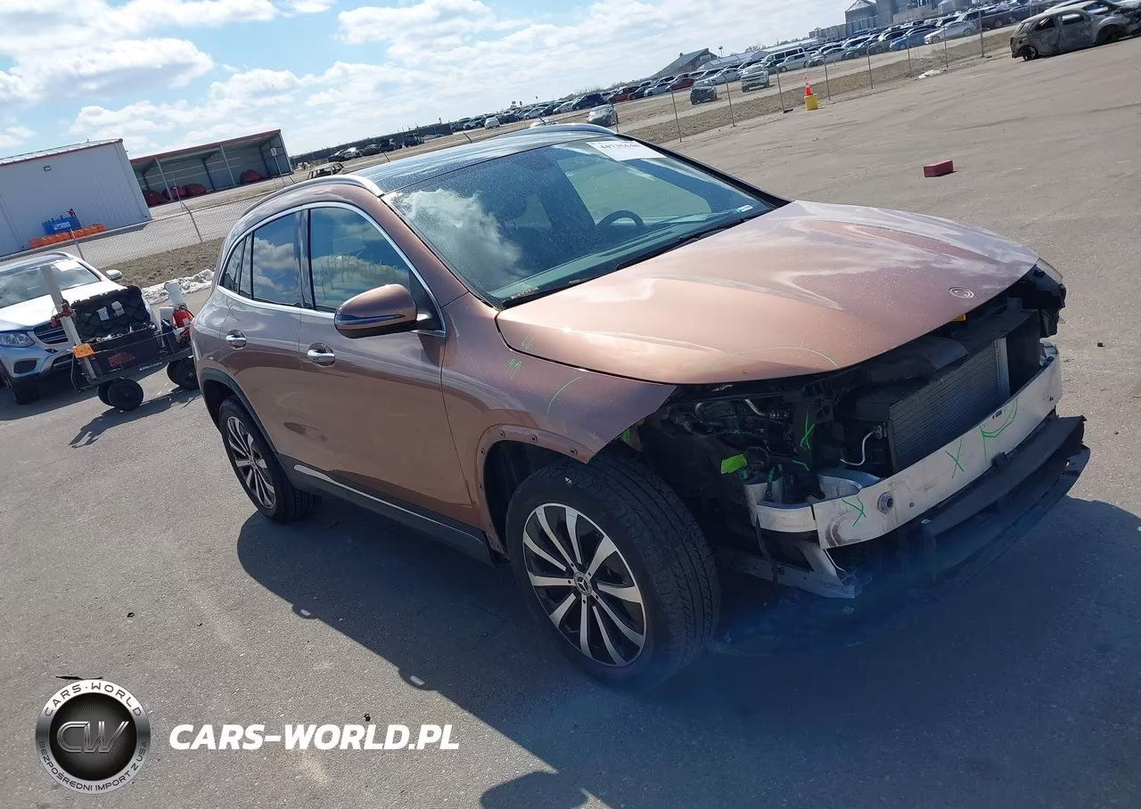 2023 Mercedes-Benz Gla 250 4Matic – zdjęcie 1 z 18
