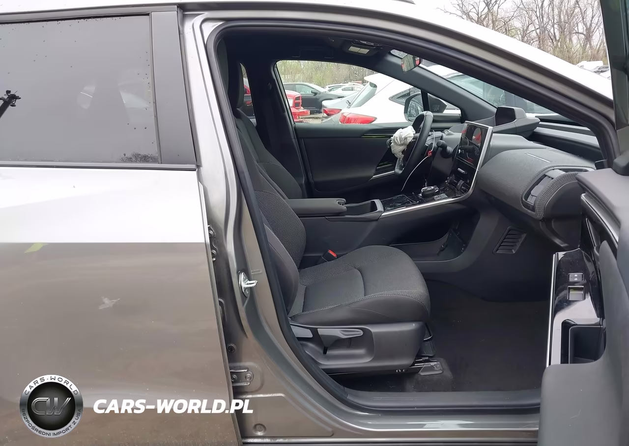 2025 Subaru Solterra Premium VIN:JTMABABA8SA094085 - 5